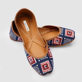 Geometric Printed Jutti 4