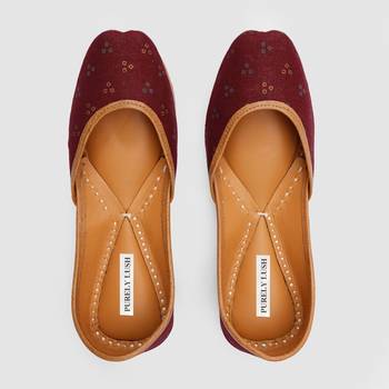 Rajasthani Maroon Printed Jutti 1