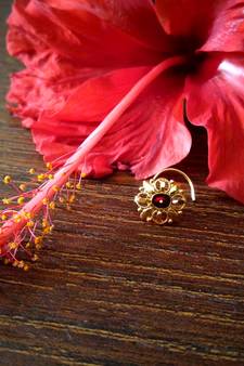 Sizzling Gold Meenakari cubic zirconia nose-ring or Nosepin 	