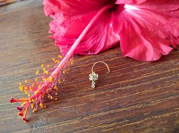  Sizzling gold floral 9 diamond cubic zirconia nose-ring or nosepin 1