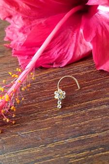  Sizzling gold floral 9 diamond cubic zirconia nose-ring or nosepin