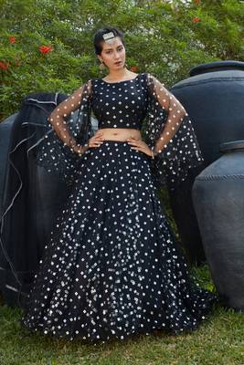 Heavy Designer LEHENGHA 1