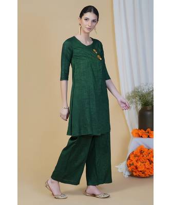 Green linen cotton self design lurex A line kurta with pants 1