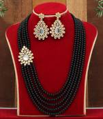 Black necklace-sets