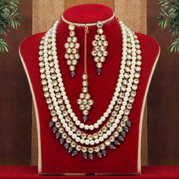 Grey necklace-sets 1