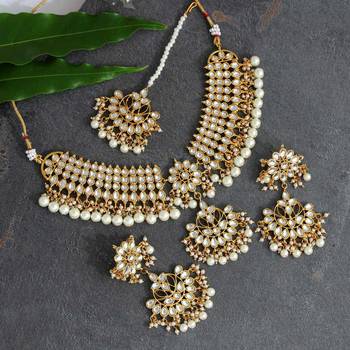 White necklace-sets 1