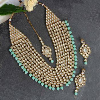 Green necklace-sets 1