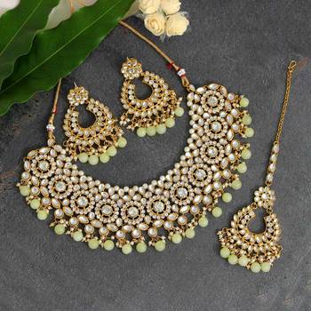 Yellow necklace-sets 1