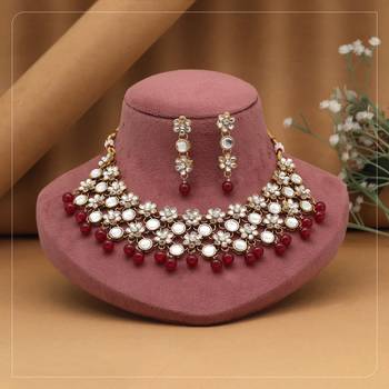 Maroon necklace-sets 1