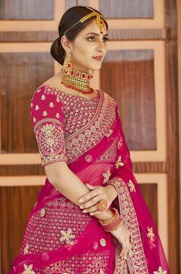 Stunning Pink Heavy Hand Work & Embroidered Velvet Bridal Lehenga 2