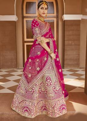 Stunning Pink Heavy Hand Work & Embroidered Velvet Bridal Lehenga 4