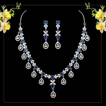 Blue necklace-sets 1