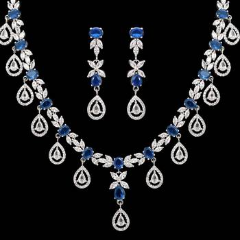 Blue necklace-sets 2