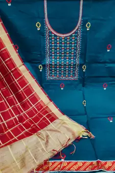 Women'S Turquoise Glaze Cotton Unstitched Dress Material