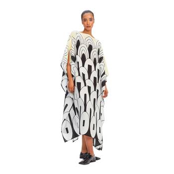 Free Size Outdoor Wear Geometric Boat Neck Style Silk Crepe Printed Women Kaftan 1