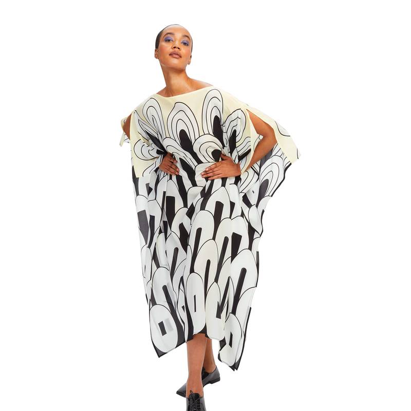 Free Size Outdoor Wear Geometric Boat Neck Style Silk Crepe Printed Women Kaftan