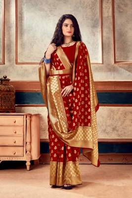 RED RICH art silk saree AND HEAVY RICH PALLU WITH BLOUSE WITH BELT 1