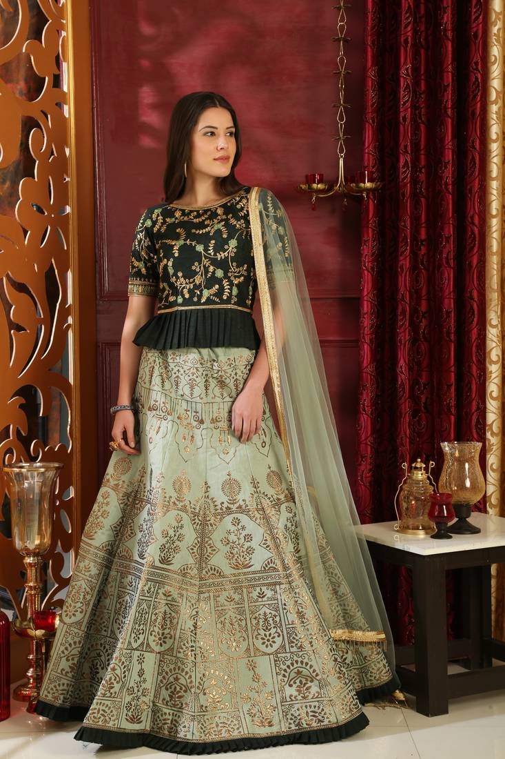 Heavy Designer LEHENGHA