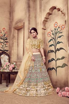 Heavy Designer LEHENGHA 1