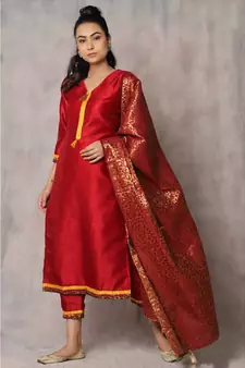 red cotton Surkh kurta & pant with dupatta