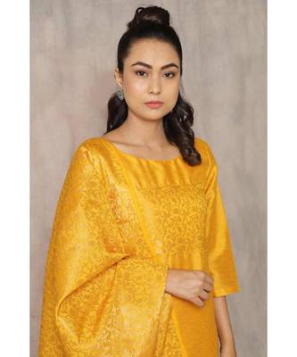 yellow cotton Zard kurti & pant with dupatta 3
