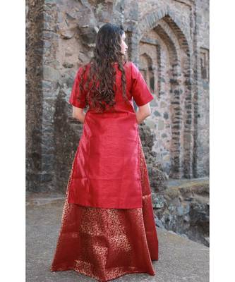 red cotton Sultani surkh kurti & skirt with dupatta 4