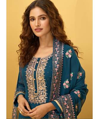 Embroidered Morpeach Faux Georgette Designer Palazzo Salwar Suit 2