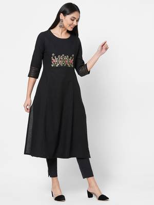 Black embroidered cotton ethnic-kurtis 3