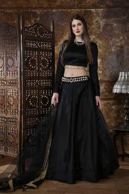 Heavy Designer LEHENGHA 4