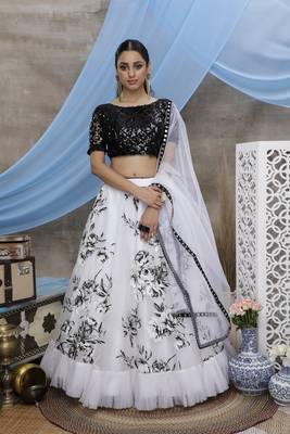 Heavy Designer LEHENGHA 1