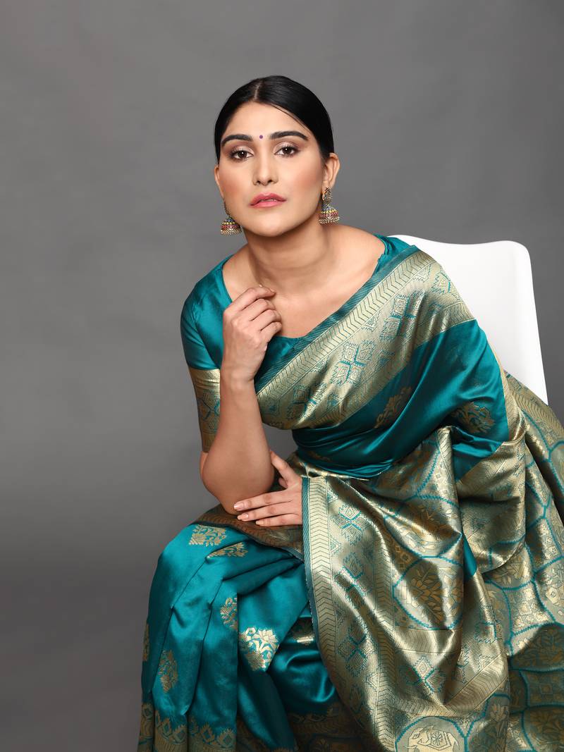 Glemora Green Beautiful Ethnic Wear Silk Blend  Traditional Saree