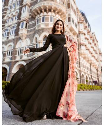 Black  Kurti Style  Lehenga Organza  Floral Dupatta 2