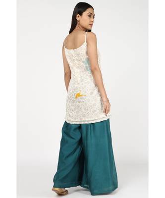 blue silk Ashnah sharara set 6