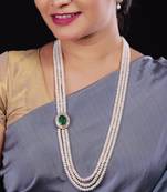 White Freshwater Pearl with Green Emerald Pendant Alloy Necklace Set
