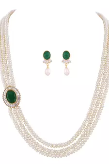 White Freshwater Pearl with Green Emerald Pendant Alloy Necklace Set