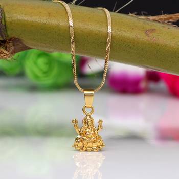 Gold necklaces 2