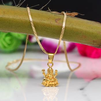 Gold necklaces 2