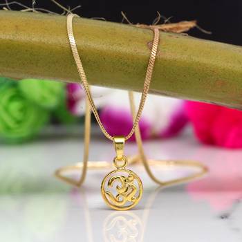 Gold necklaces 2