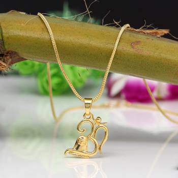 Gold necklaces 2