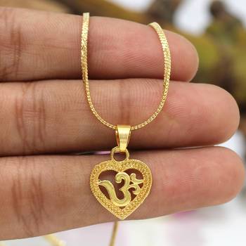 Gold necklaces 1