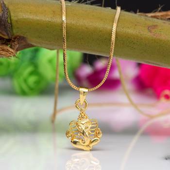 Gold necklaces 2