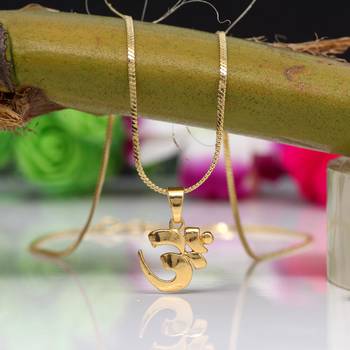Gold necklaces 2
