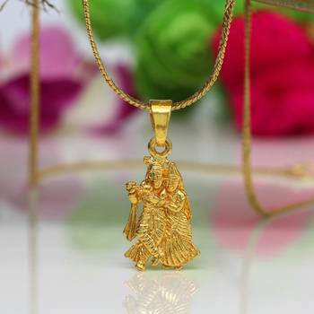 Gold necklaces 2
