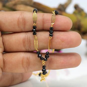 Black necklaces 1