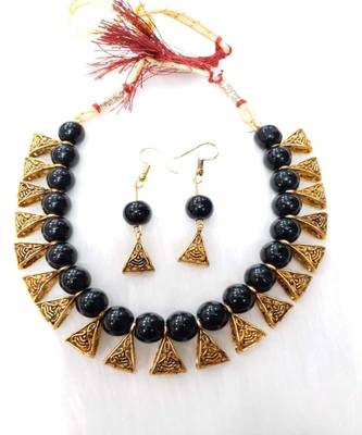 Exotic Black Beaded Gold Plated Wedding Jewellery Choker Necklace Set for Women 1