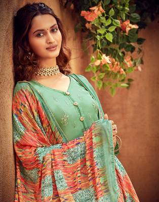 Green embroidered pure viscose salwar 4
