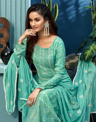 Green embroidered viscose salwar 2