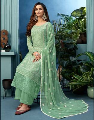 Green embroidered viscose salwar 2