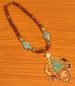 Multicolor necklaces