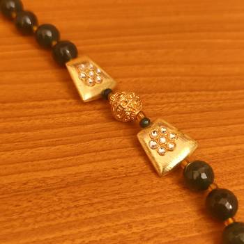 Green necklaces 2